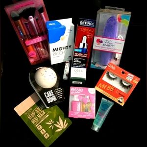 Sold"Nwt's LADIES JUMBO BEAUTY BUNDLE | RETAIL VALUE~ $200 | Huge Savings!!!!